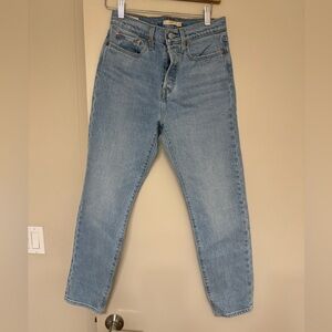 Levi’s Wedgie Jeans